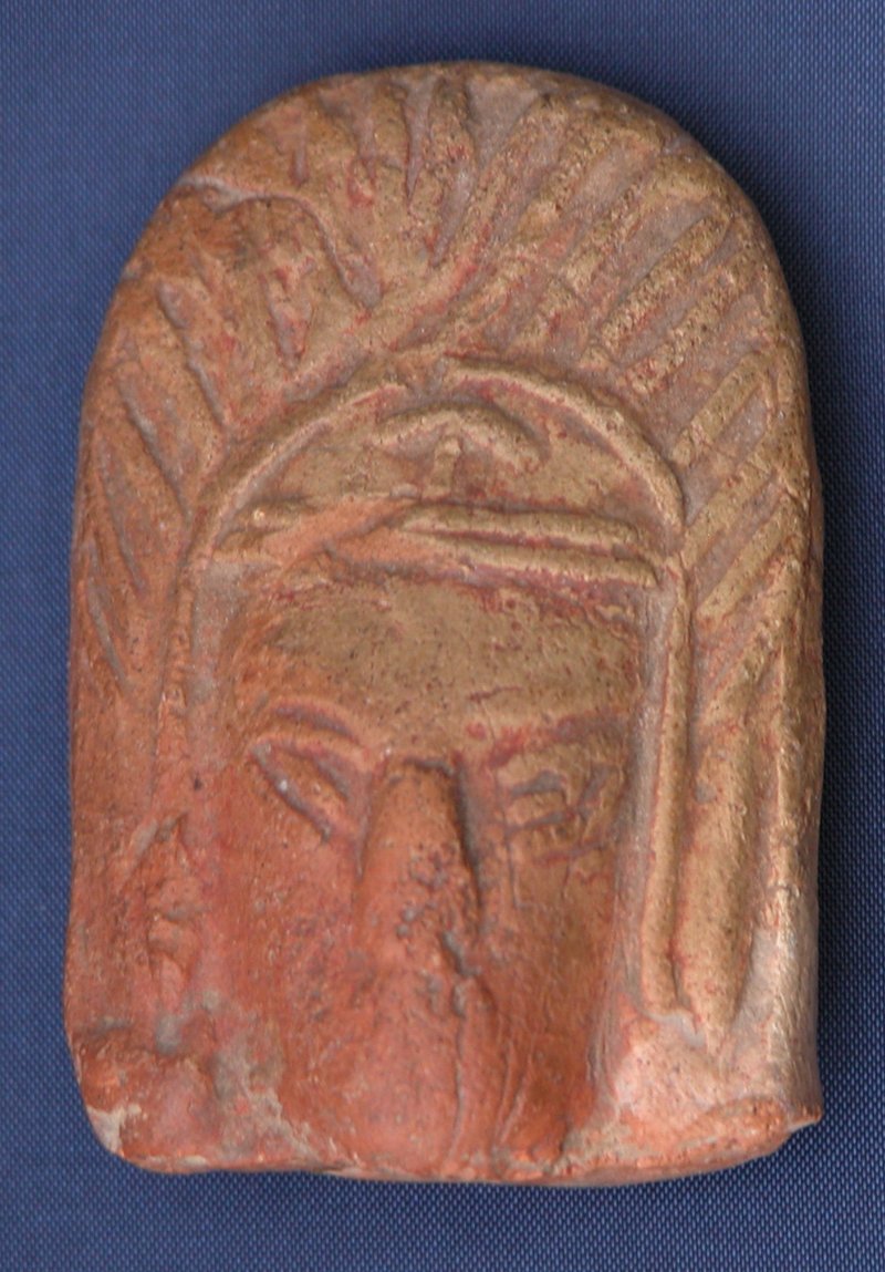 Der Kopf einer Figur aus der Kušanzeit vom Jalangtuštepa