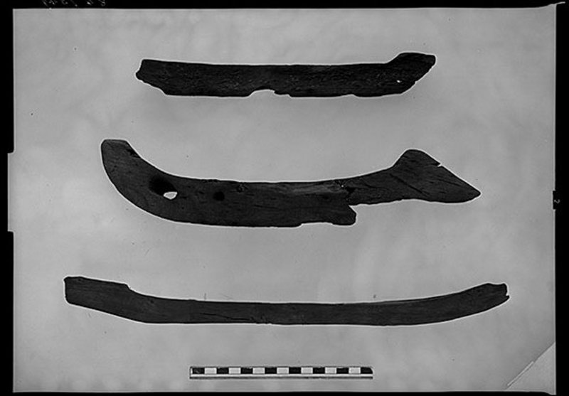 Drei_hölzerne_Schiffsmodelle_G_Hellner_DAI_Athen