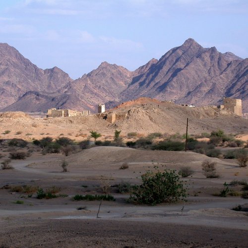 Marib und Sirwah (Jemen) - Bauhistorische Untersuchungen an den Stadtmauern