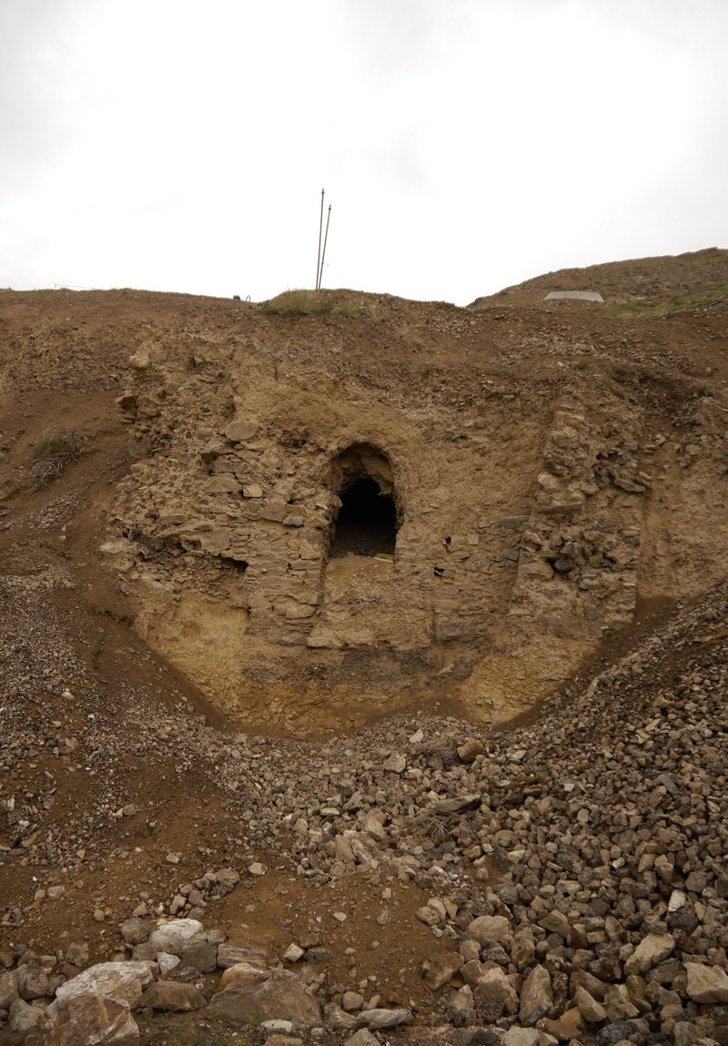 Mes Aynak_Nische in Halde